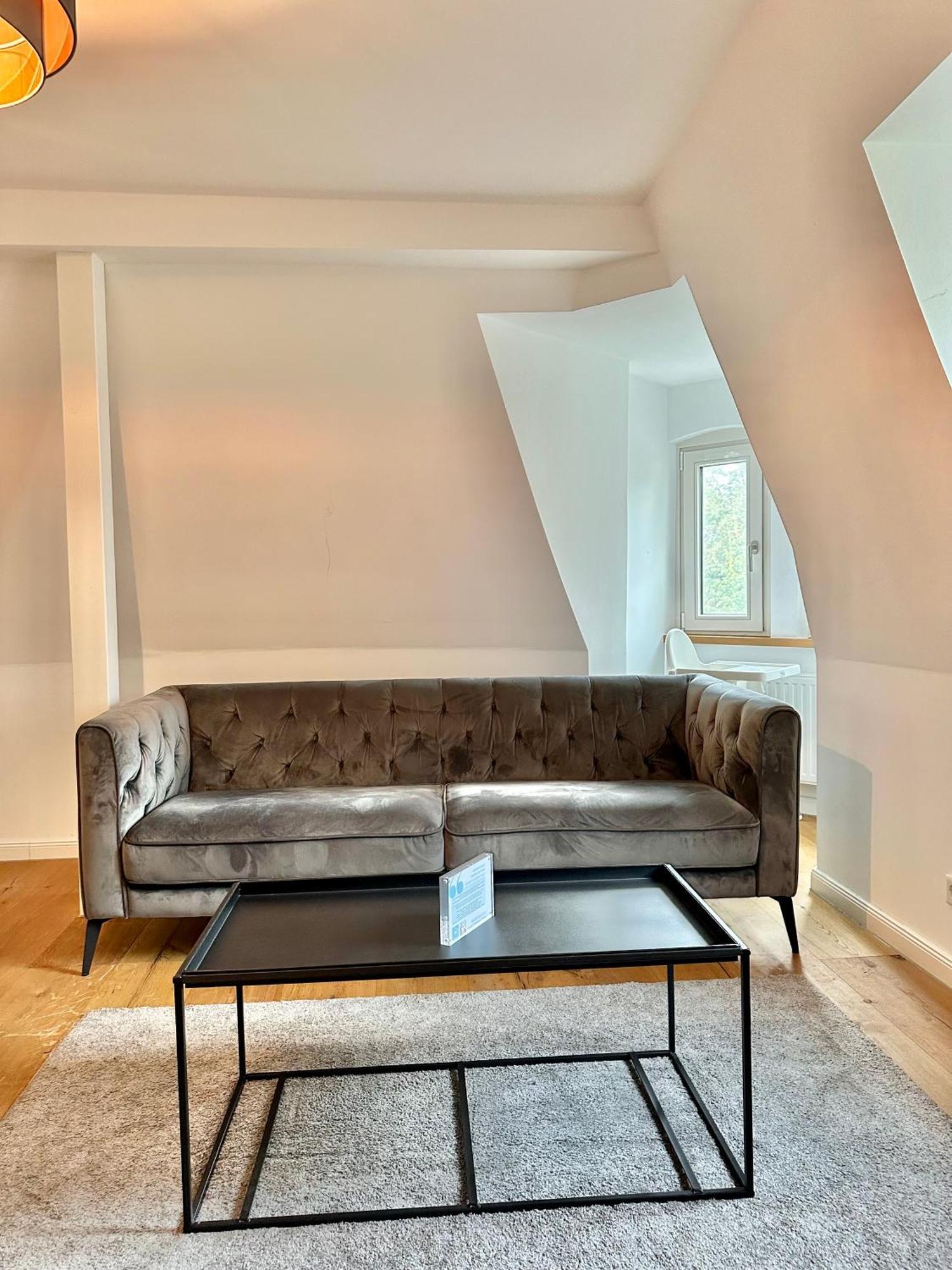 Modernes City-Apartment Mit Blick In Den Park Und 2 Baeder H9 Oldenburg Buitenkant foto