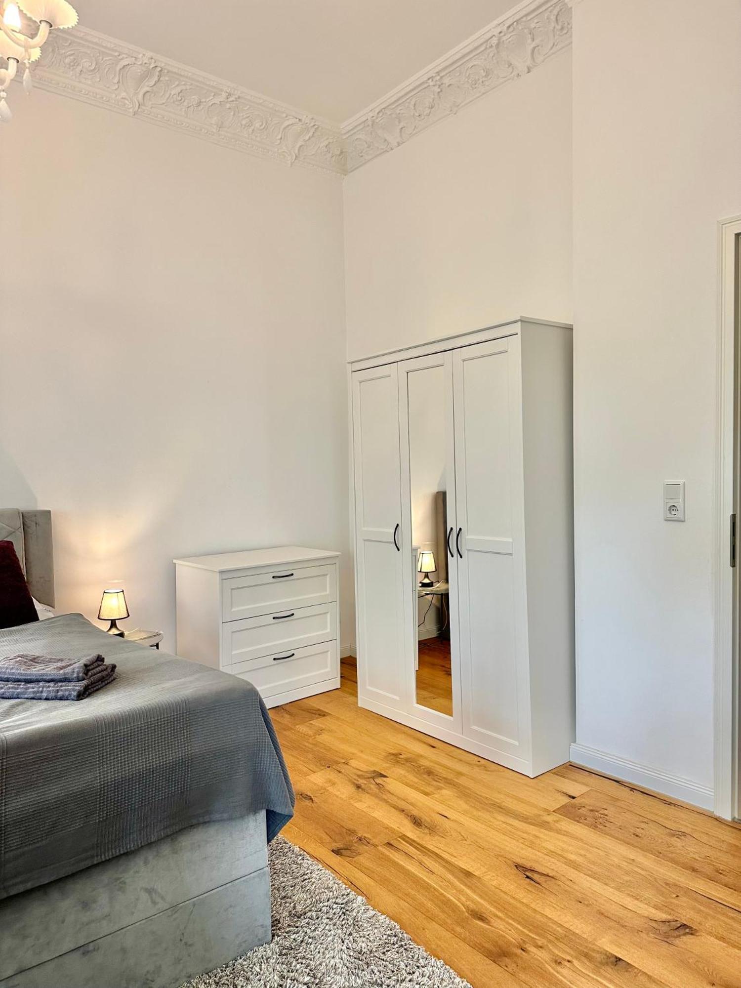 Modernes City-Apartment Mit Blick In Den Park Und 2 Baeder H9 Oldenburg Buitenkant foto