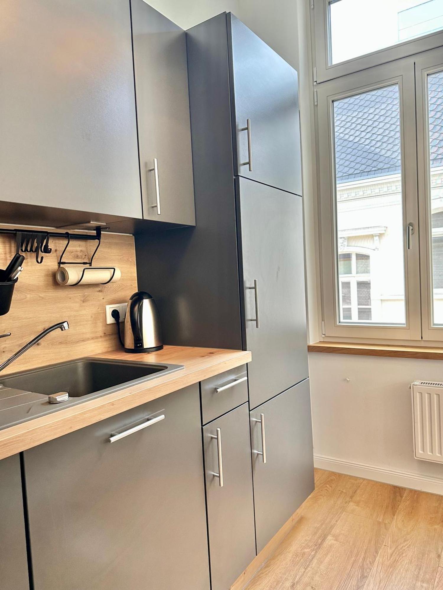 Modernes City-Apartment Mit Blick In Den Park Und 2 Baeder H9 Oldenburg Buitenkant foto