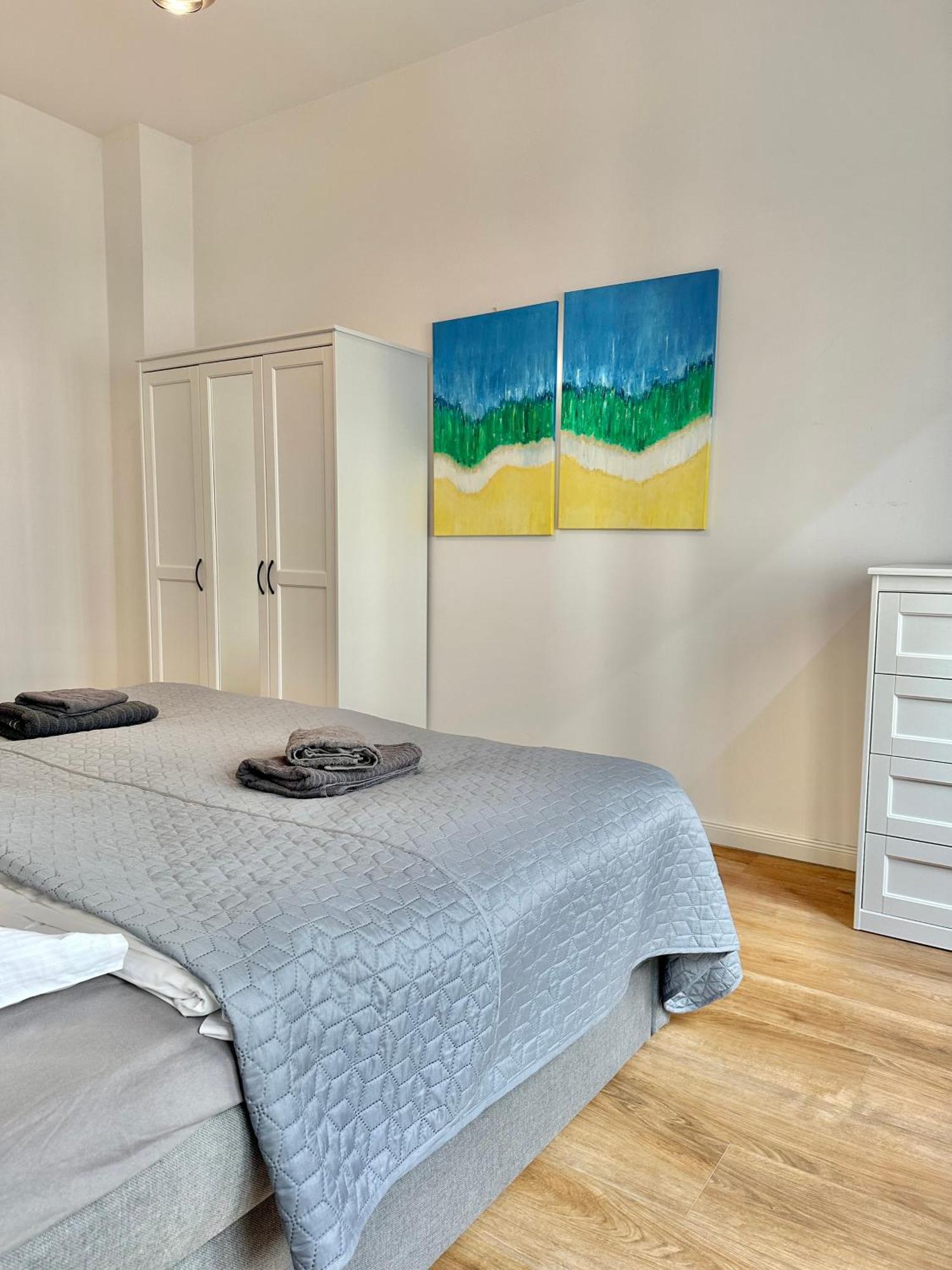 Modernes City-Apartment Mit Blick In Den Park Und 2 Baeder H9 Oldenburg Buitenkant foto