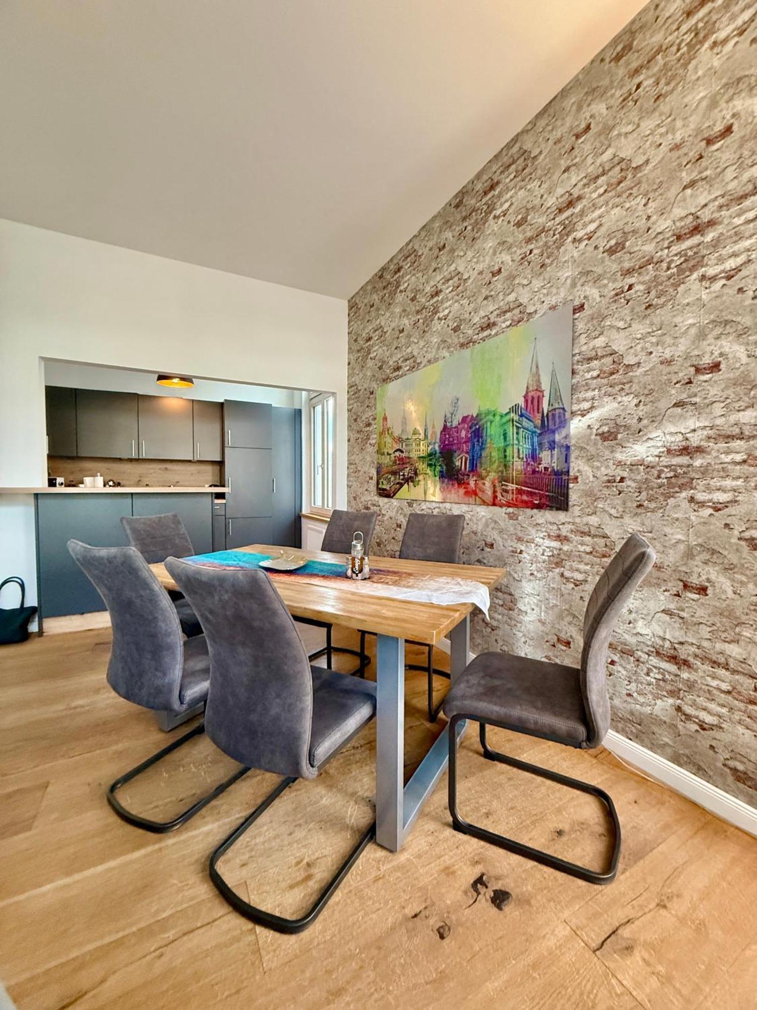 Modernes City-Apartment Mit Blick In Den Park Und 2 Baeder H9 Oldenburg Buitenkant foto